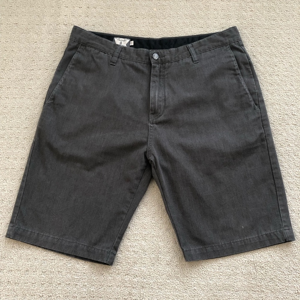 Men’s Volcom Gray Shorts